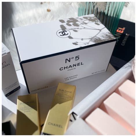 chanel bain|Chanel 5 the bath soap.